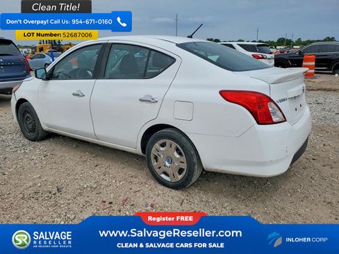 Used 2019 Nissan Versa SV FWD image 3