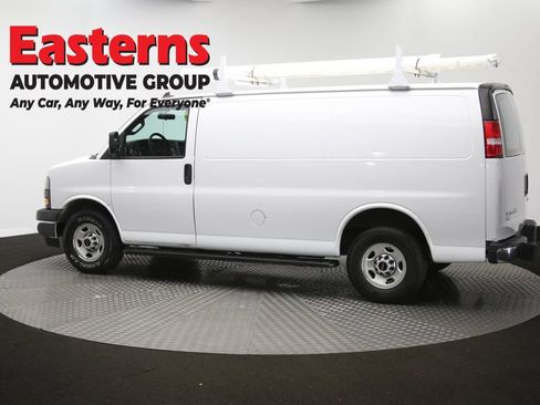 Used 2019 GMC Savana 2500 w/ Driver Convenience Package RWD image 56