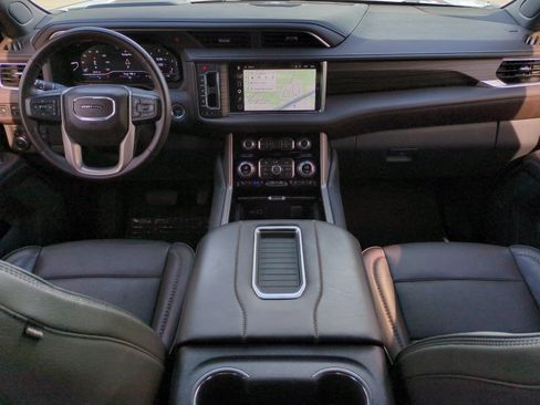 Used 2023 GMC Yukon Denali w/ LPO, Floor Liner Package AWD/4WD image 12