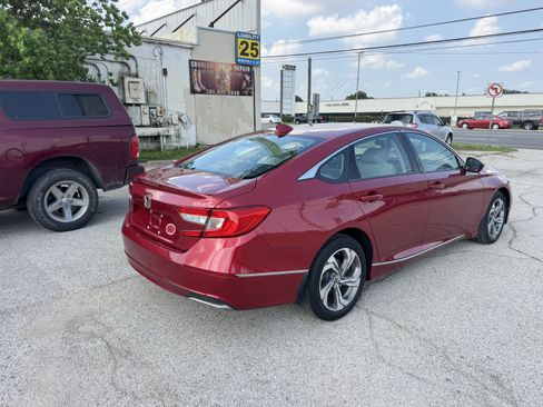 Used 2020 Honda Accord EX image 3