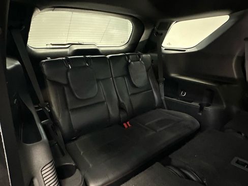Used 2025 Ford Explorer ST-Line w/ Premium Package RWD image 16