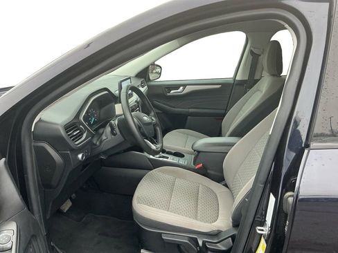 Used 2021 Ford Escape SE w/ Cold Weather Package image 14