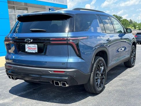 Used 2024 Chevrolet Traverse LT w/ Midnight/Sport Edition AWD/4WD image 3