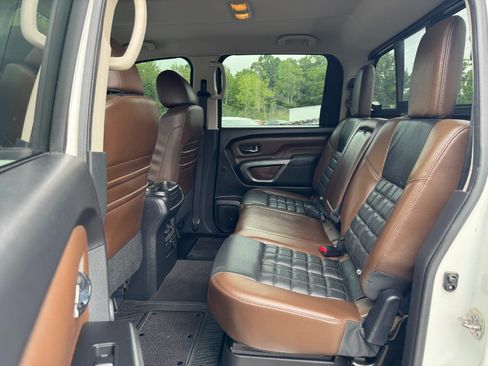 Used 2017 Nissan Titan Platinum Reserve AWD/4WD image 16