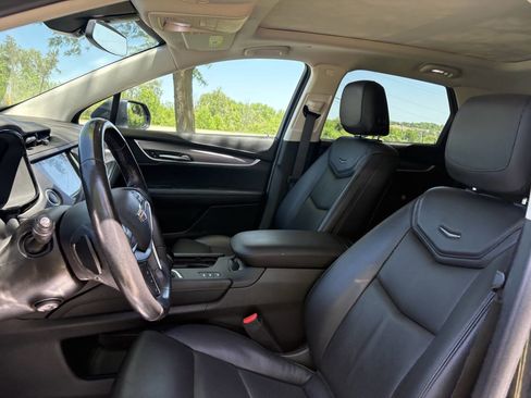 Used 2019 Cadillac XT5 Luxury AWD/4WD image 13
