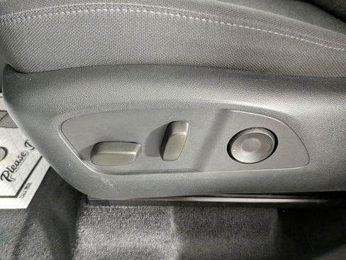 Certified 2025 GMC Acadia Elevation image 21