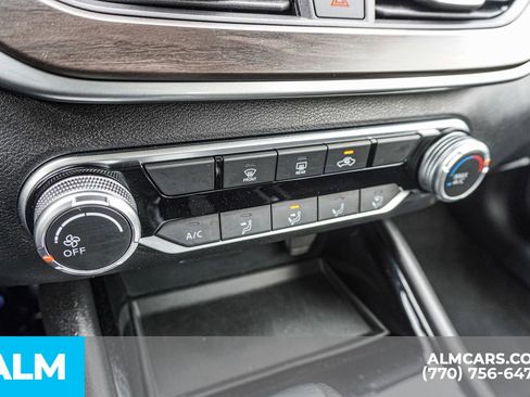 Used 2024 Nissan Altima 2.5 SV image 44