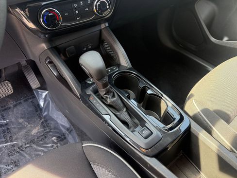 Used 2025 Chevrolet TrailBlazer LT image 39