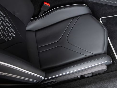 Used 2026 Lamborghini Revuelto AWD/4WD image 50