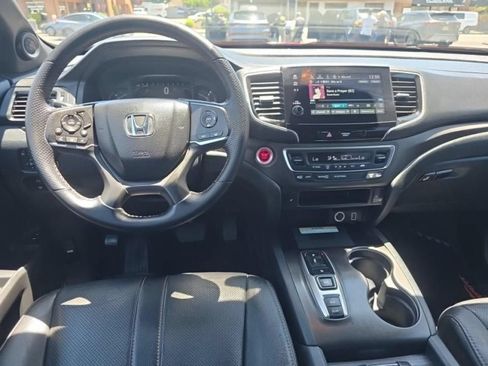 Used 2022 Honda Passport TrailSport image 11