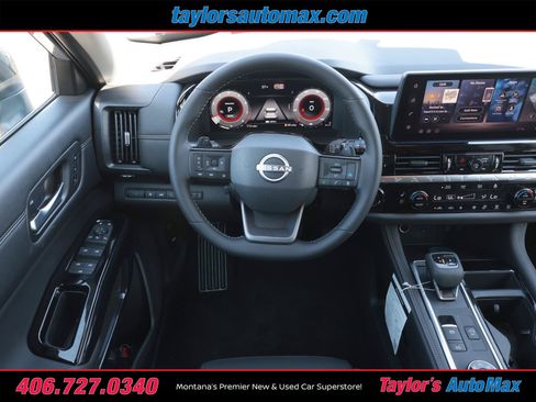 New 2026 Nissan Pathfinder Platinum w/ Accent Package AWD/4WD image 37