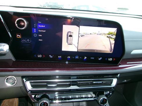 New 2026 Chevrolet Traverse Z71 AWD/4WD image 19