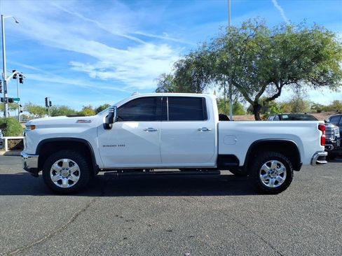 Used 2021 Chevrolet Silverado 2500 LTZ w/ LTZ Premium Package image 8