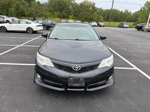 Used 2014 Toyota Camry SE FWD image 10