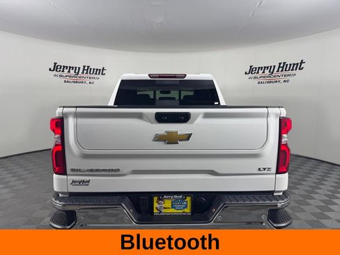 Used 2024 Chevrolet Silverado 1500 LTZ w/ LTZ Convenience Package II AWD/4WD image 8