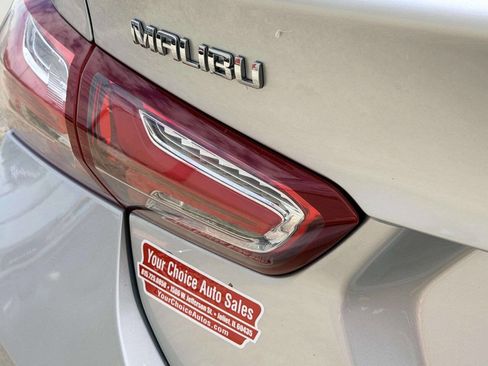 Used 2019 Chevrolet Malibu LT FWD image 5