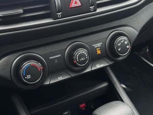 Used 2024 Kia Forte LXS w/ LXS Technology Package image 28