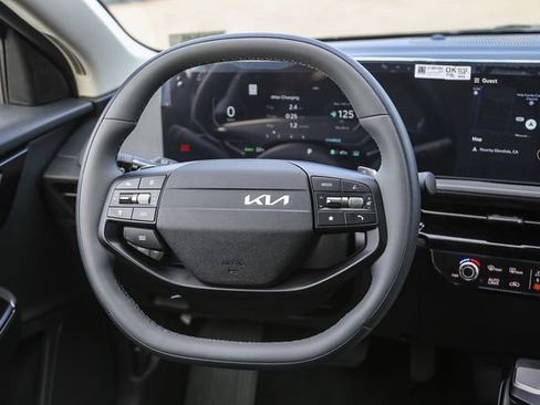 New 2025 Kia EV6 Light w/ Light LR Technology Package image 8