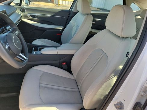 Used 2025 Hyundai Sonata SEL image 16