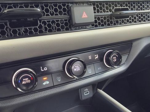 Used 2025 Honda HR-V LX image 26