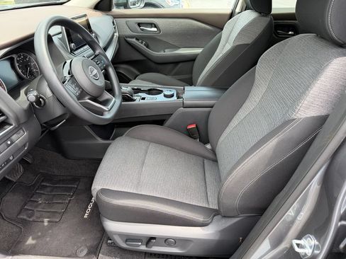 Used 2023 Nissan Rogue SV AWD/4WD image 3