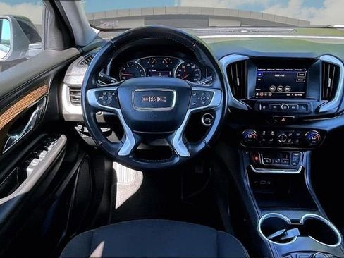 Used 2021 GMC Terrain SLE w/ Driver Convenience Package AWD/4WD image 5