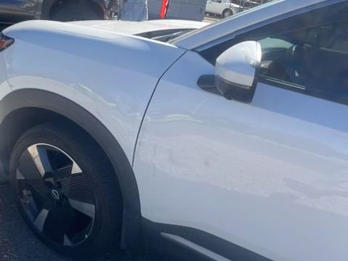 Certified 2025 Nissan Kicks SR w/ Illumination Package image 28