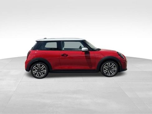 Used 2026 MINI Cooper 2-Door Hardtop FWD image 2