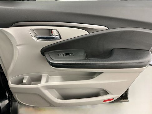Used 2016 Honda Pilot EX-L image 35