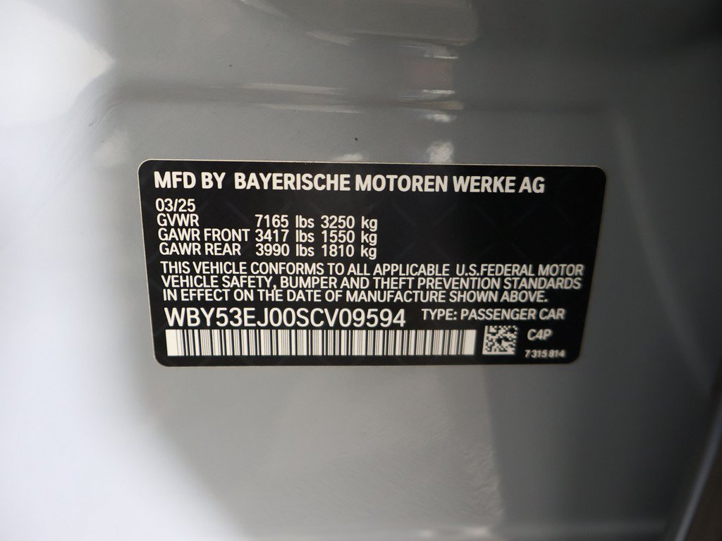 Used 2025 BMW i7 xDrive60 w/ Premium Package AWD/4WD image 63