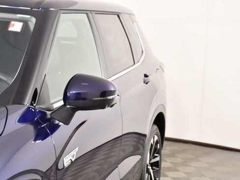 Used 2025 Mitsubishi Outlander SE AWD/4WD image 13