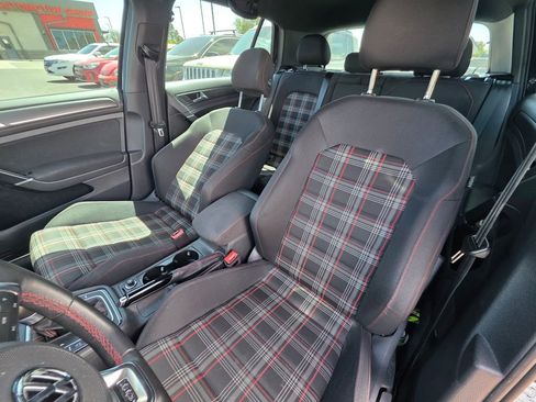 Used 2020 Volkswagen Golf 4-Door FWD image 10