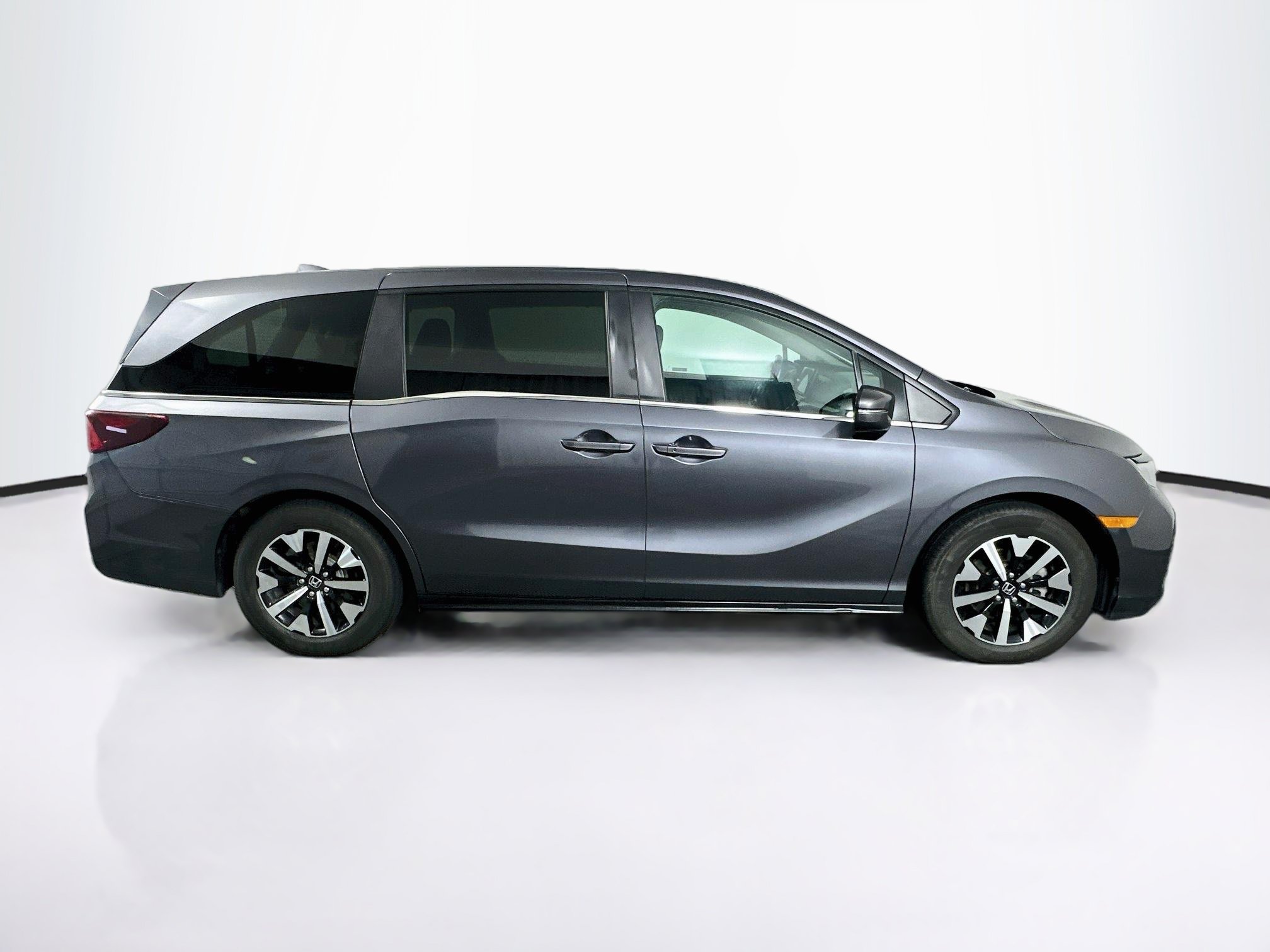 Used 2025 Honda Odyssey EX-L image 10
