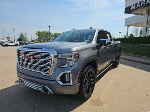 Used 2020 GMC Sierra 1500 Denali w/ Denali Ultimate Package AWD/4WD image 10