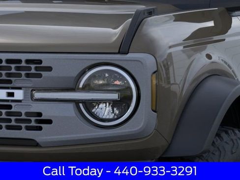New 2026 Ford Bronco Badlands w/ Sasquatch Package image 23