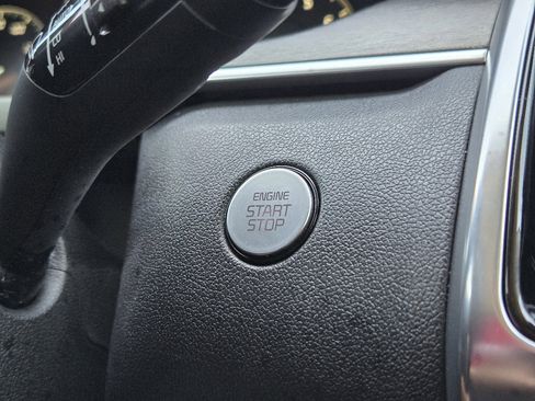 Used 2023 Kia Sorento SX image 23