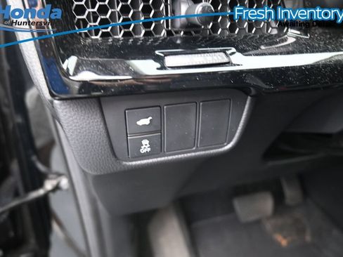 Used 2023 Honda CR-V EX-L image 16