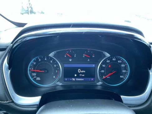 Used 2020 Chevrolet Traverse LT image 12