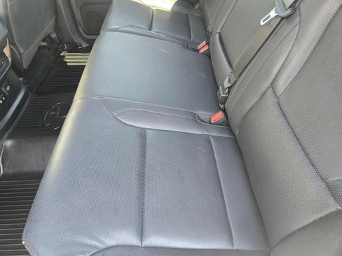 Used 2024 Toyota Tundra Platinum AWD/4WD image 6