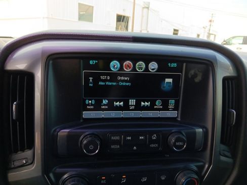 Used 2018 Chevrolet Silverado 1500 LT AWD/4WD image 18