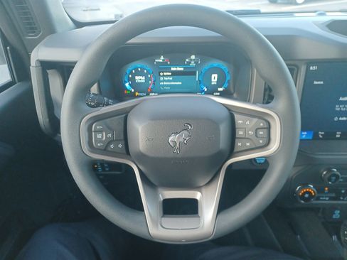 New 2025 Ford Bronco 4-Door image 27