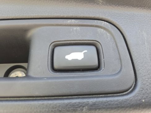 Used 2021 Honda Pilot Touring image 24