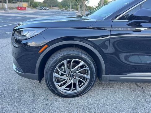 Used 2021 Lincoln Corsair AWD w/ Rear Removable Package Tray image 13