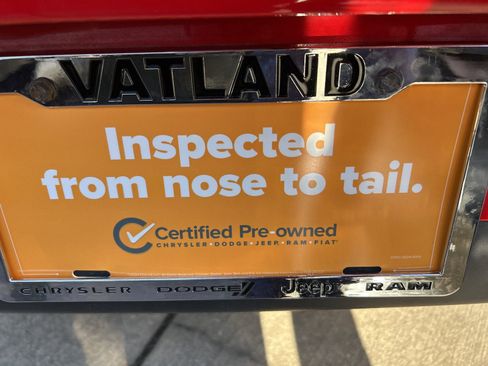 Used 2022 Dodge Challenger GT image 9