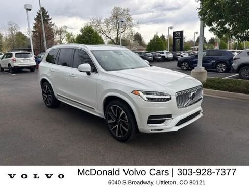 Used 2024 Volvo XC90 B6 Plus AWD/4WD image 4