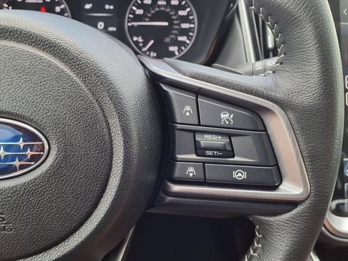 Certified 2025 Subaru Outback Premium image 11