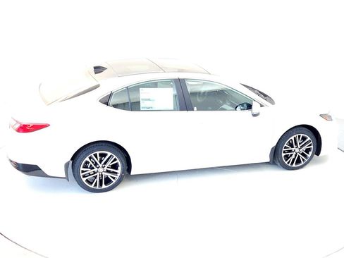 New 2026 Toyota Camry XLE image 14