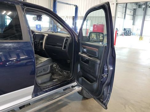 Used 2014 RAM 1500 Laramie w/ Convenience Group AWD/4WD image 17