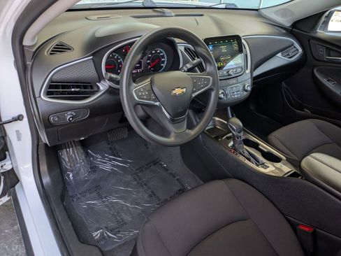 Used 2023 Chevrolet Malibu LT FWD image 10