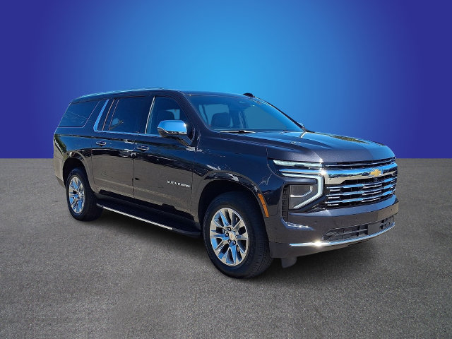 Used 2026 Chevrolet Suburban Premier AWD/4WD image 3
